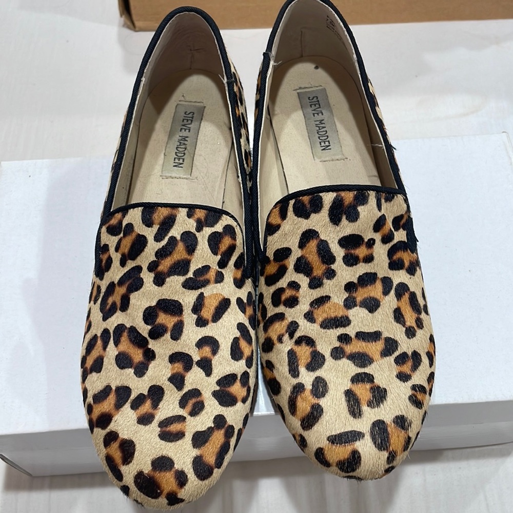 Steve Madden leopard flat